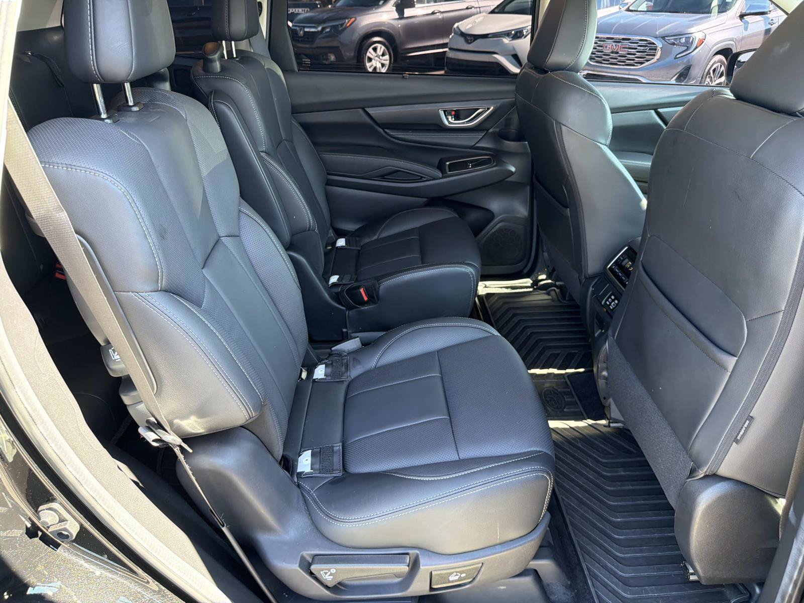 Used 2023 Subaru Ascent Limited AWD/4WD image 17