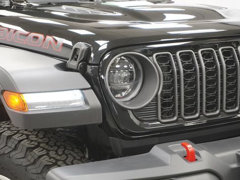 New 2026 Jeep Wrangler Unlimited Rubicon w/ Safety Group AWD/4WD image 5