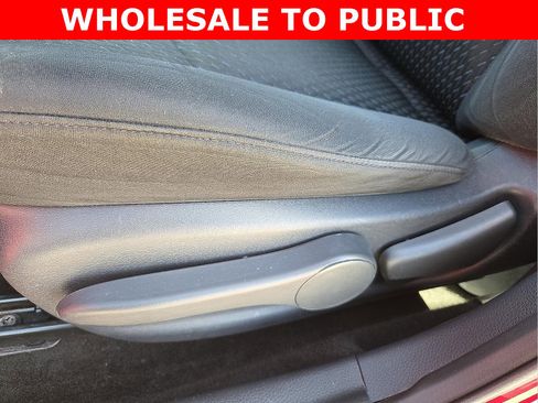 Used 2015 Nissan Sentra SR w/ Navigation Package image 14