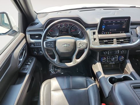 Used 2021 Chevrolet Suburban RST w/ Luxury Package AWD/4WD image 11