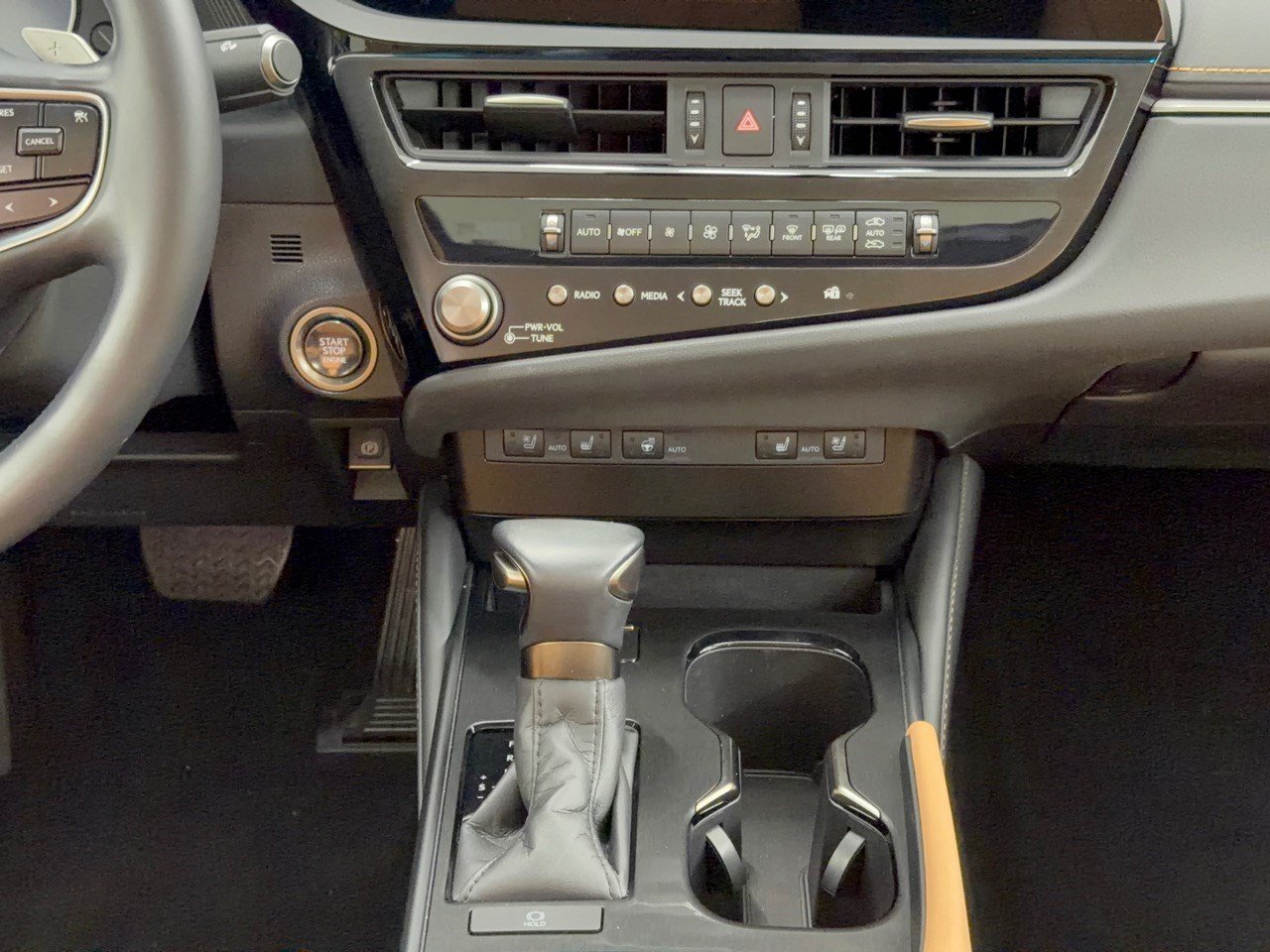 Used 2025 Lexus ES 350 w/ Premium Package FWD image 22