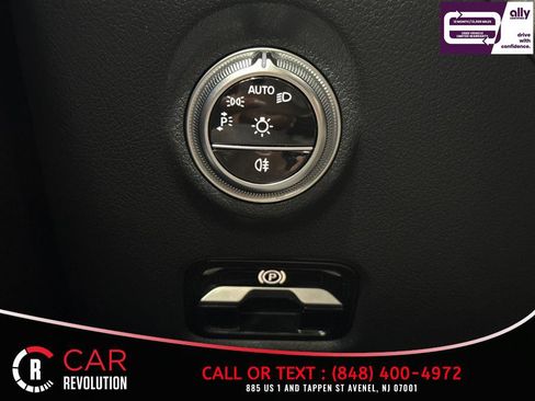 Used 2023 Mercedes-Benz C 300 4MATIC Sedan w/ AMG Line w/ Night Package image 29