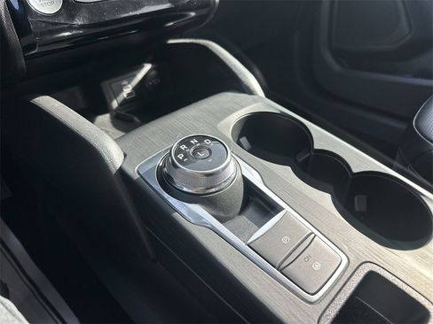Used 2025 Ford Escape Platinum image 20
