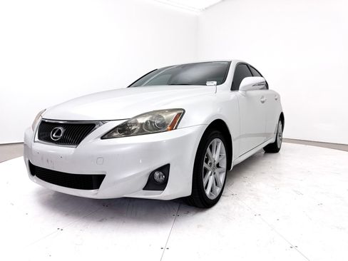 Used 2012 Lexus IS 250 AWD w/ Premium Pkg Value Edition image 3