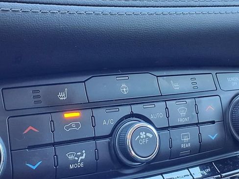 Used 2021 Dodge Durango SXT AWD/4WD image 5