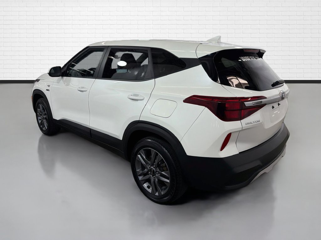 Used 2021 Kia Seltos LX AWD/4WD image 7