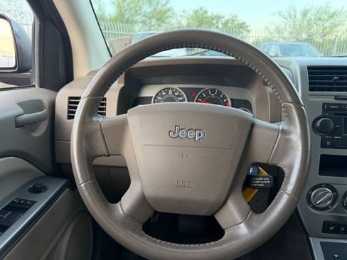 Used 2007 Jeep Compass Limited w/ Boston Acoustics Sound Group image 10