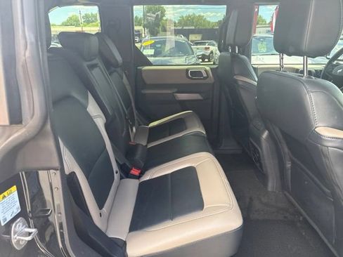 Used 2023 Ford Bronco Wildtrak AWD/4WD image 18