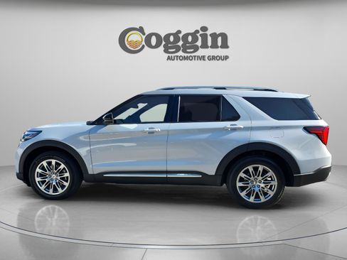 New 2026 Ford Explorer Platinum image 2