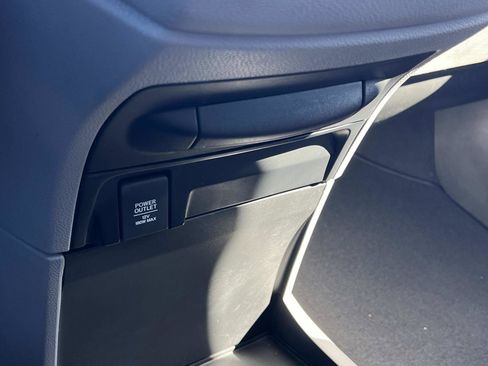 Certified 2018 Honda Odyssey EX-L image 16