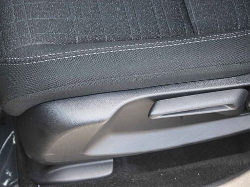 Used 2025 Honda HR-V LX image 22