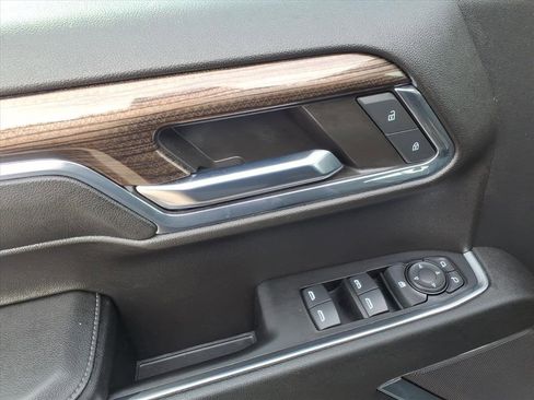 Used 2024 Chevrolet Silverado 1500 LT image 19