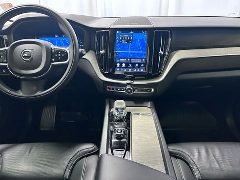 Used 2022 Volvo XC60 T8 Inscription w/ Advanced Package AWD/4WD image 13
