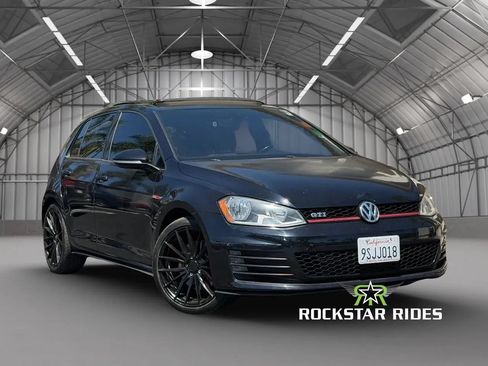 Used 2015 Volkswagen GTI SE FWD image 2