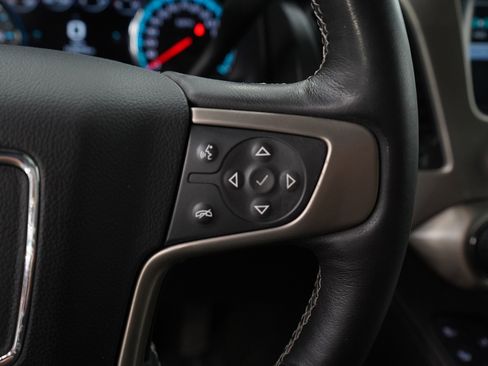 Used 2018 GMC Yukon Denali image 20