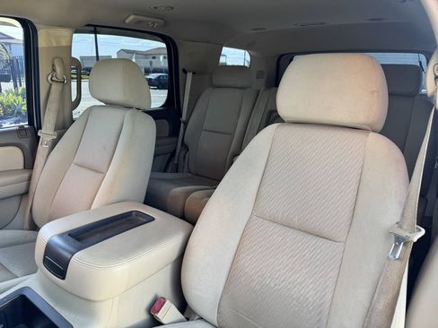 Used 2009 Chevrolet Tahoe LT AWD/4WD image 38