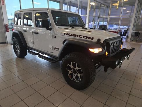 Used 2022 Jeep Wrangler Unlimited Rubicon AWD/4WD image 2