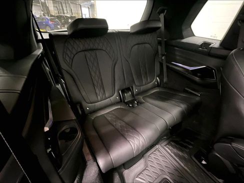 Certified 2023 BMW X7 M60i image 36