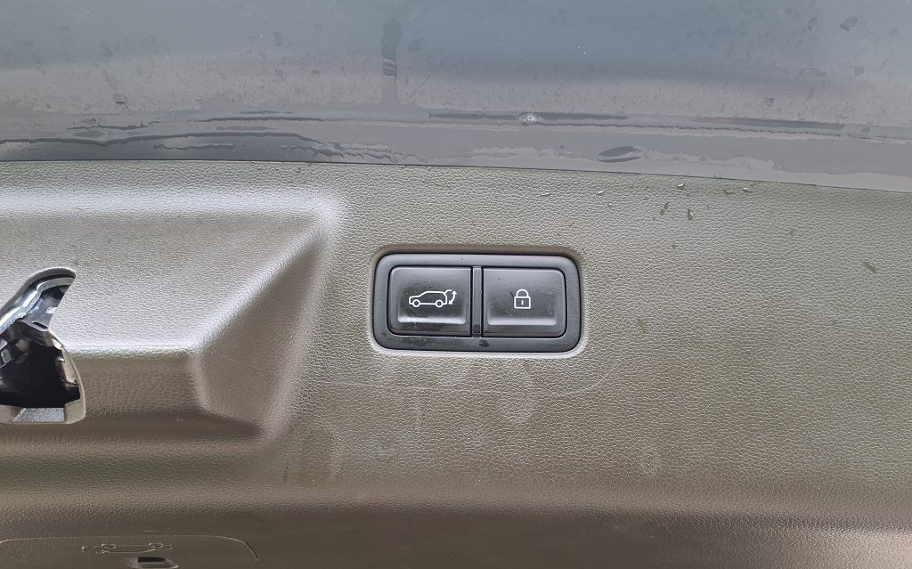 Used 2025 Hyundai Santa Fe Calligraphy FWD image 11