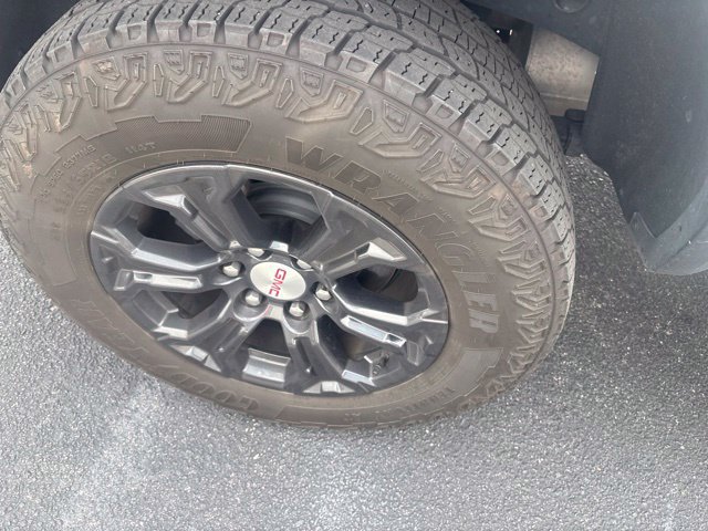 Used 2024 GMC Canyon Elevation w/ Convenience Package RWD image 5