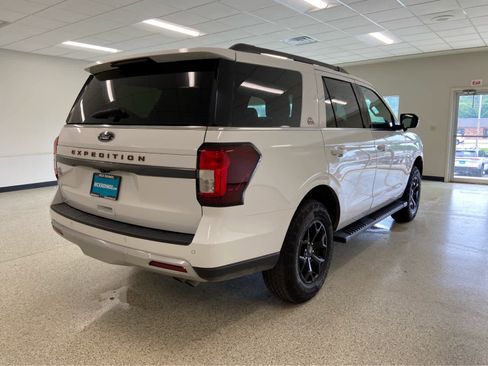 Used 2024 Ford Expedition Timberline image 7