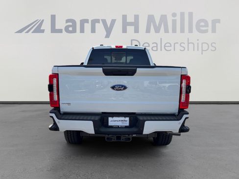 New 2026 Ford F250 XL image 4