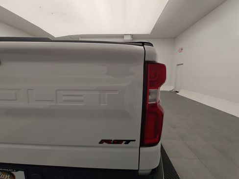 Used 2021 Chevrolet Silverado 1500 Custom image 12