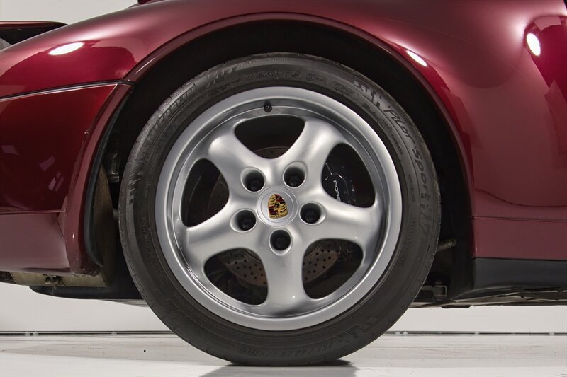 Used 1996 Porsche 911 Carrera RWD image 15