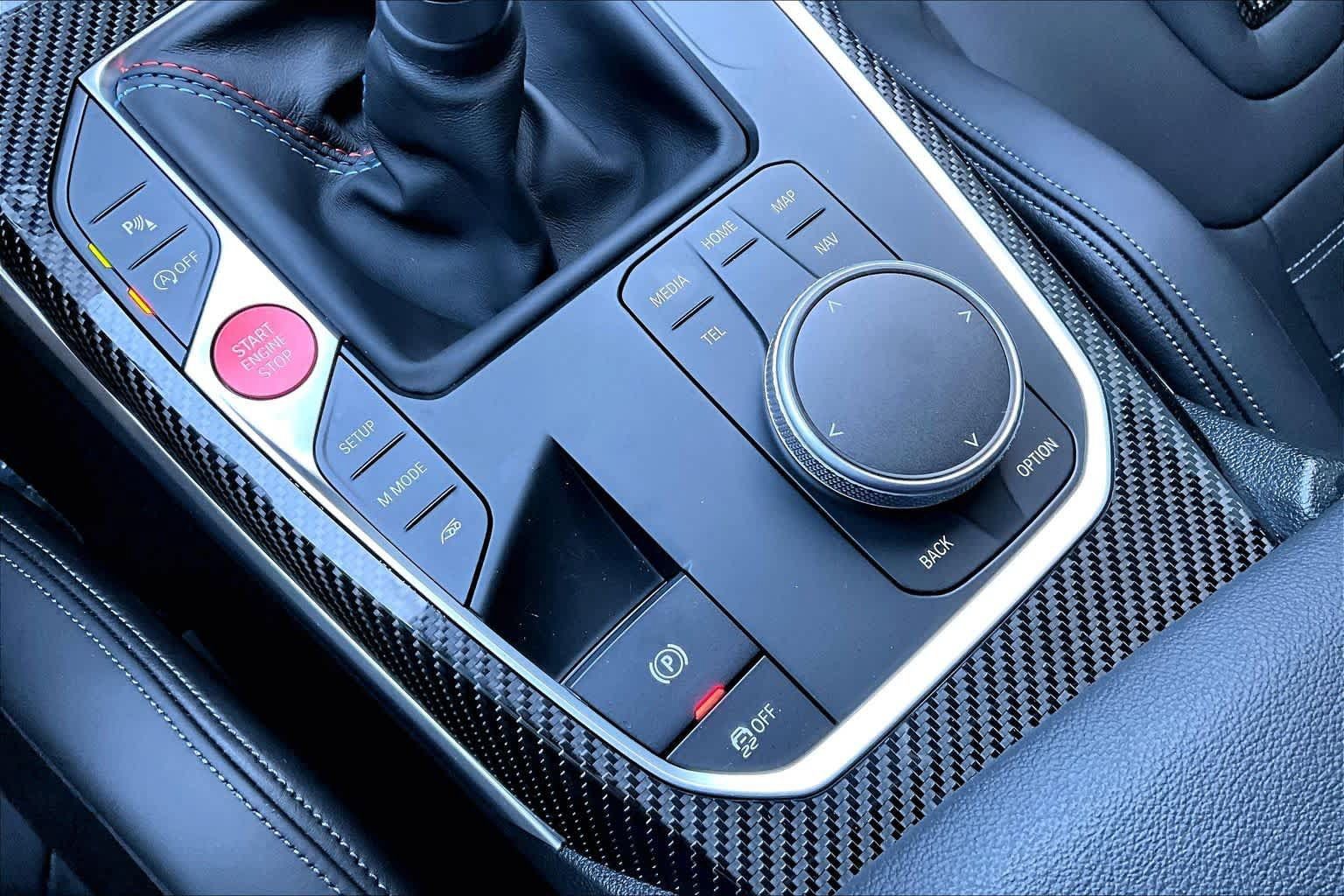 Used 2025 BMW M2 w/ Carbon Package RWD image 34