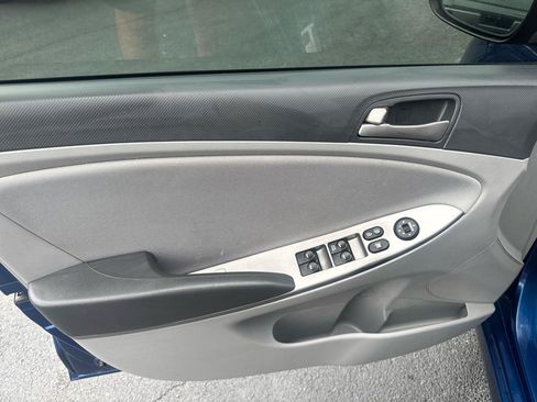Used 2016 Hyundai Accent SE FWD image 6