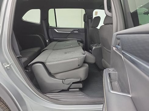 Used 2025 GMC Acadia Elevation AWD/4WD image 52