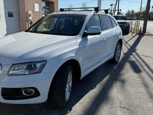 Used 2014 Audi Q5 2.0T Premium Plus w/ Premium Plus Package image 2