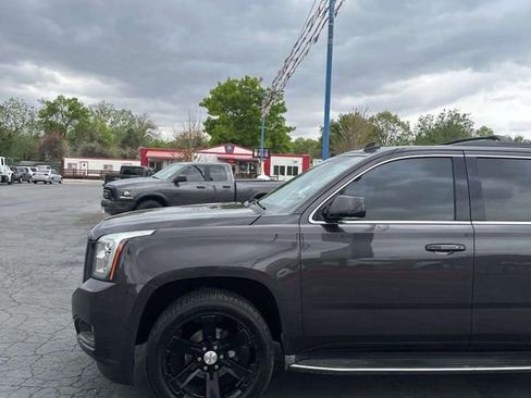Used 2015 GMC Yukon SLT w/ Open Road Package AWD/4WD image 30