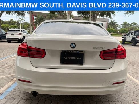 Used 2018 BMW 320i Sedan RWD image 17