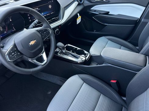 New 2026 Chevrolet Trax LT w/ Driver Confidence Package FWD image 10