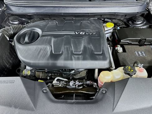 Certified 2022 Jeep Cherokee Limited image 40