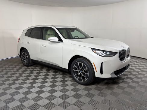 Used 2026 BMW X3 xDrive30i AWD/4WD image 6