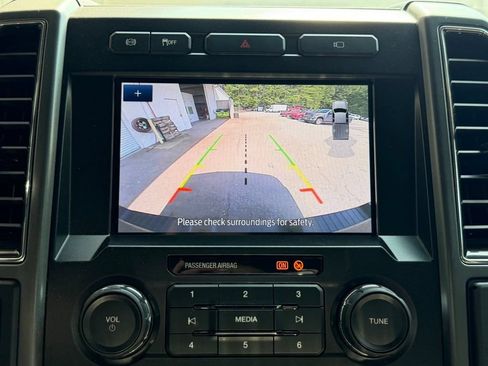 Used 2022 Ford F250 XLT w/ XLT Value Package AWD/4WD image 13