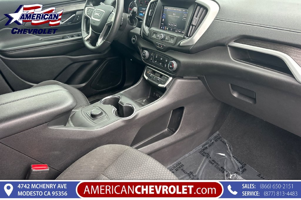 Used 2024 GMC Terrain SLE FWD image 21