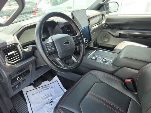Used 2023 Ford Expedition Max Limited image 18
