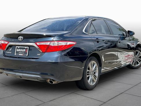 Used 2017 Toyota Camry SE FWD image 12