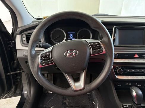Used 2018 Hyundai Sonata SE FWD image 27