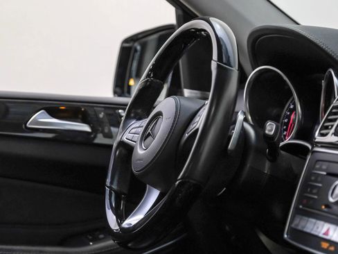 Used 2018 Mercedes-Benz GLS 550 GLS 550 4MATIC Sport Utility 4 w/ Driver Assistance Package image 10