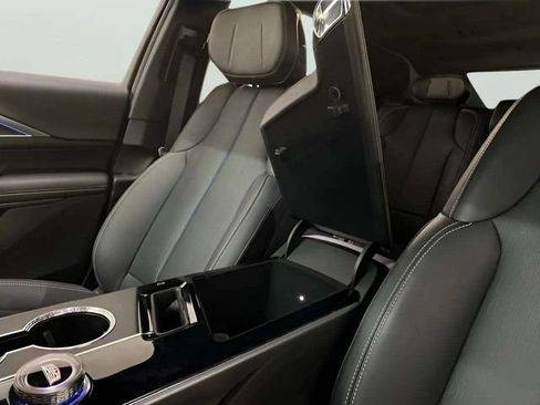 Used 2025 Cadillac Lyriq Luxury RWD image 83