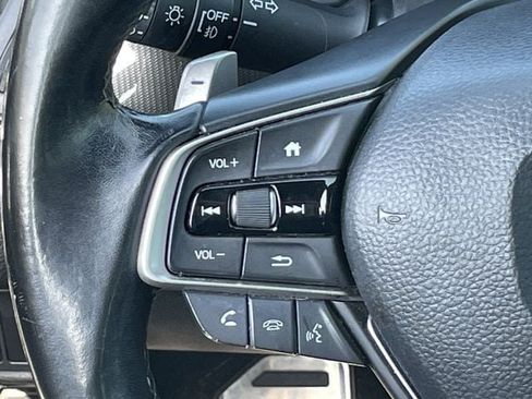 Used 2019 Honda Accord Sport image 13