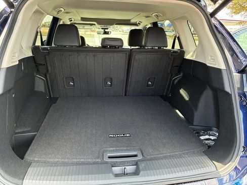New 2026 Nissan Rogue Dark Armor FWD image 21