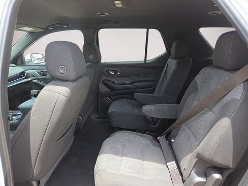 Used 2023 Chevrolet Traverse LT AWD/4WD image 18