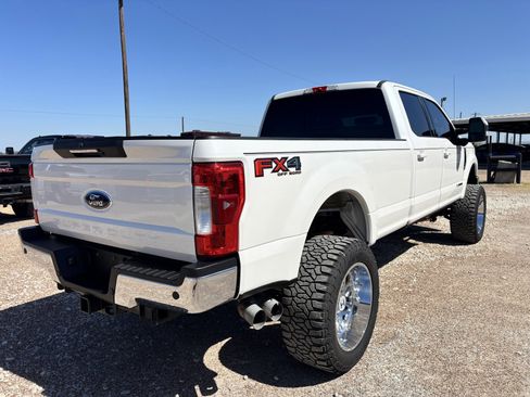 Used 2017 Ford F350 Lariat w/ Lariat Ultimate Package image 6