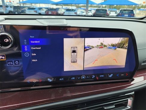 New 2026 Chevrolet Traverse Z71 w/ Enhanced Driving Package image 14