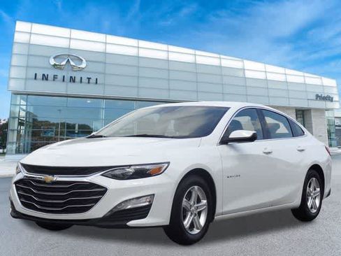 Used 2023 Chevrolet Malibu LT FWD image 1